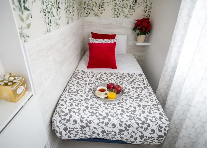 Bloom Inn Madrid